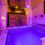 Dragon Motel (Adults Only)