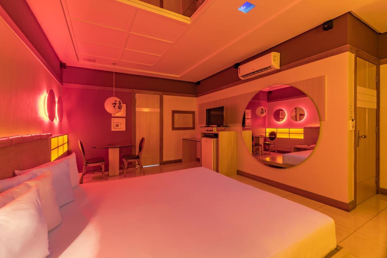 Dragon (adults Only) Hotel do amor *